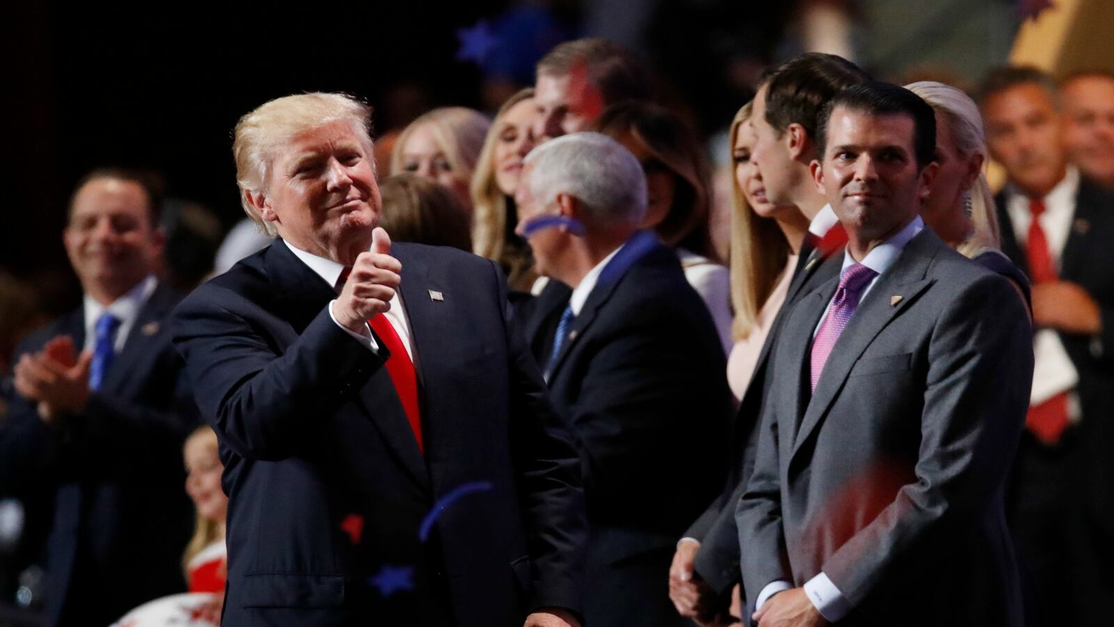 cheats/2016/09/20/trump-jr-compares-syrian-refugees-to-skittles/160919-trump-jr-skittles-cheat_it5kc3