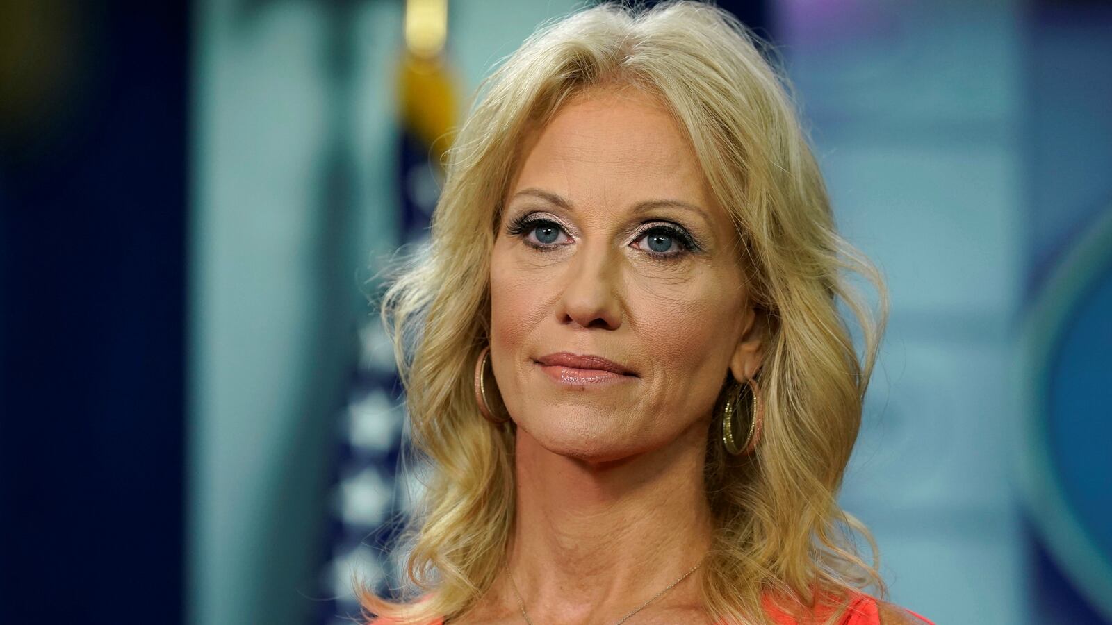 180823-kellyanne-conway-cnn-interfered-cheat_yklnj6