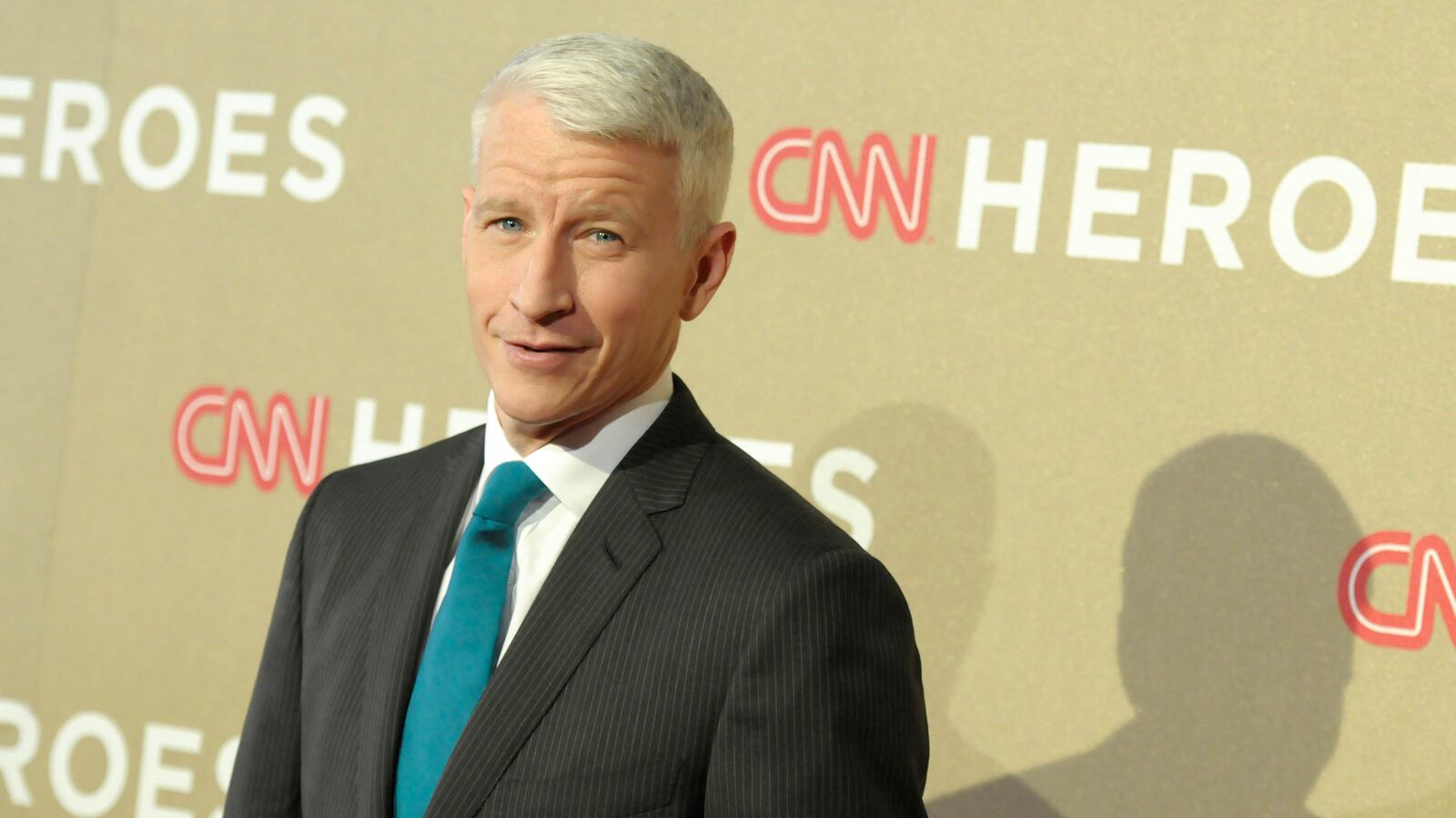 cheats/2013/03/27/report-cooper-approached-for-today/130327-cooper-lauer-cheat_vmp4hh