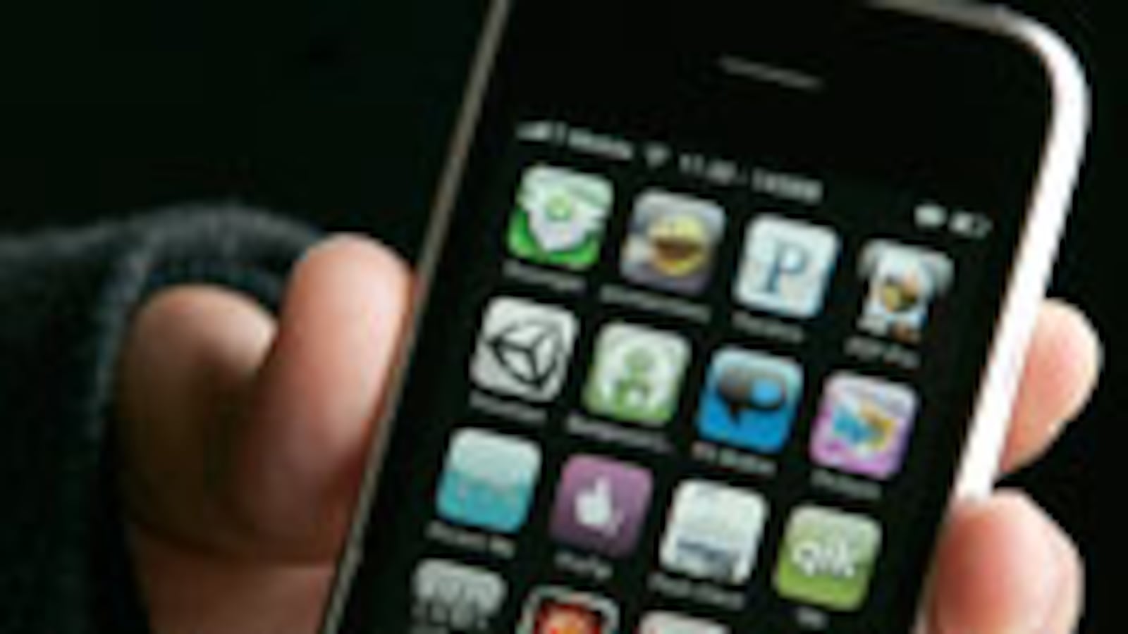articles/2010/03/02/the-iphone-becomes-a-bully/rushkoff-google-1_85377_elkkm4