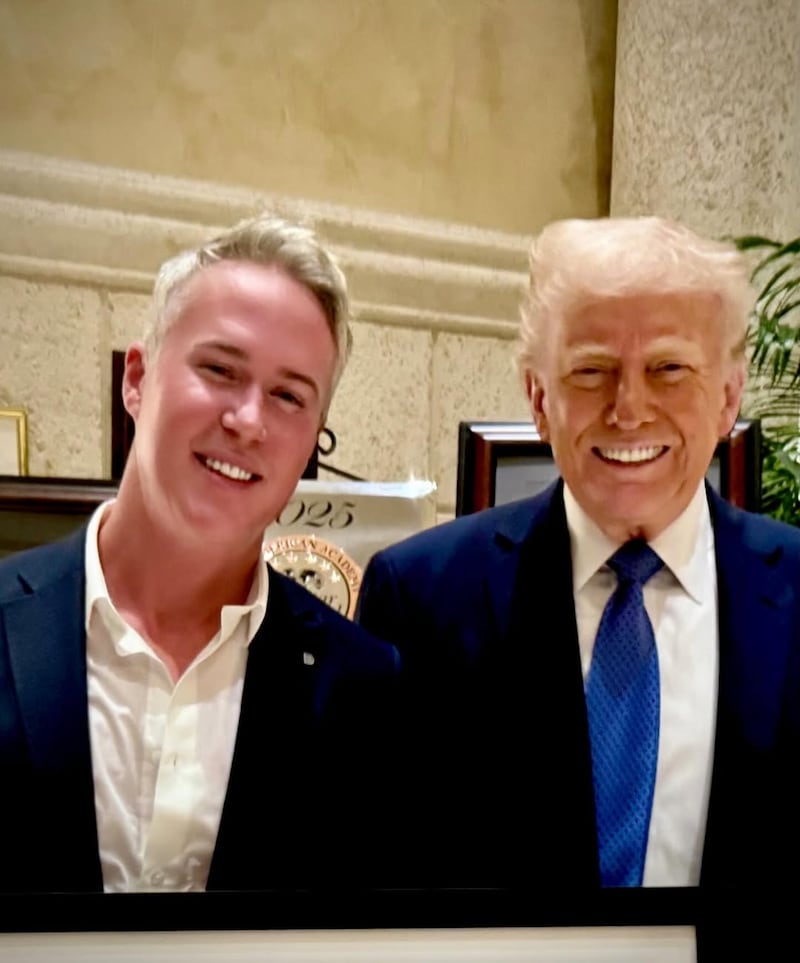 Trump with Iain Alexander, the British artist who designed the proposed bank note.