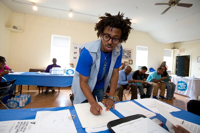 articles/2013/09/21/americorps-turns-20-and-still-needs-support-to-stay-alive/130920-maurin-americorps-tease-embed_mcy8av