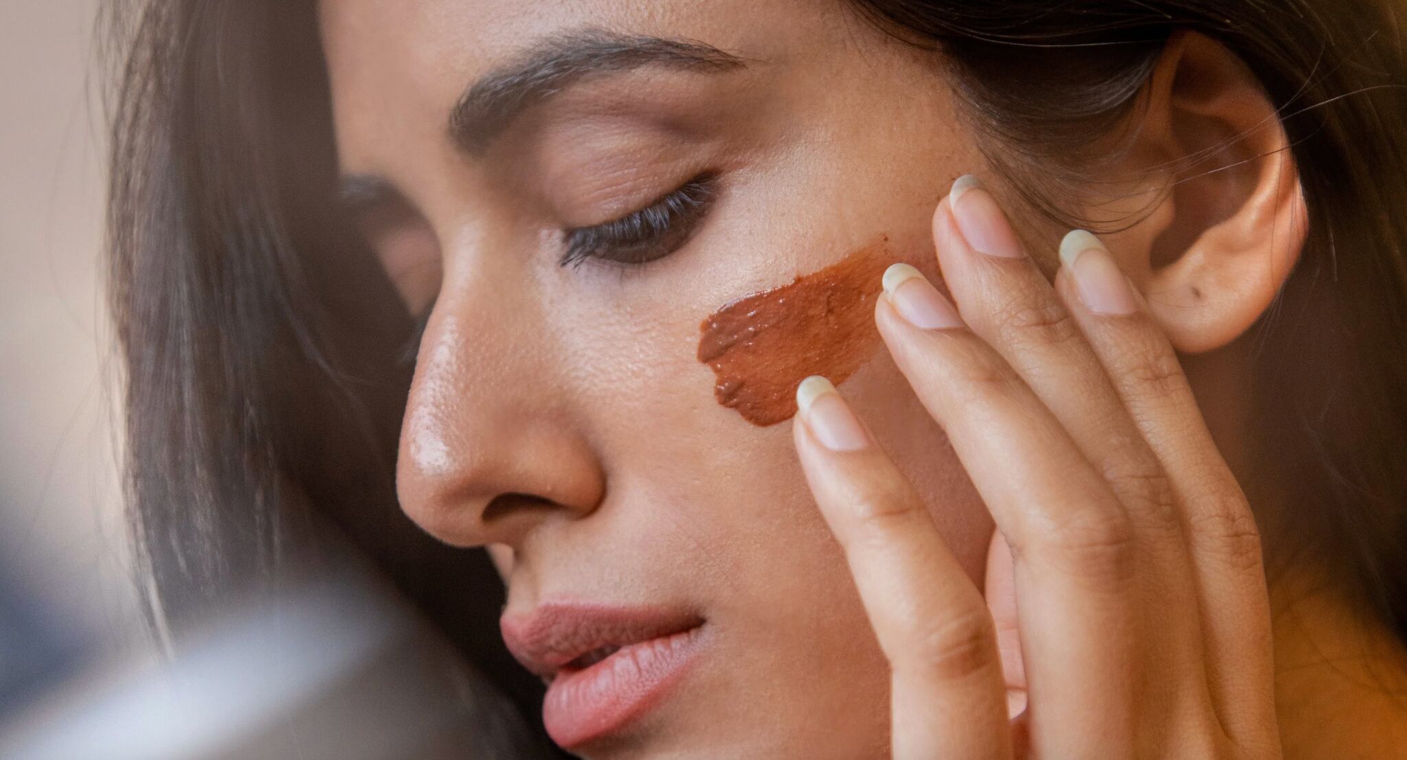 Love Indus Detox Mask Removes Peach Fuzz and Facial Hair