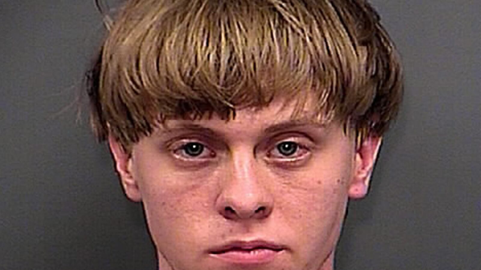 cheats/2015/07/22/dylann-roof-charged-with-hate-crimes/150618-zavadski-roof2-tease_m9oena