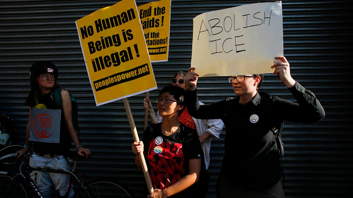 180703-weill-ice-protester-tease_lm5phc