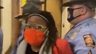 2021-03-26T020647Z_468658057_RC2QIM9BWJFA_RTRMADP_3_USA-GEORGIA-VOTING_za2jly