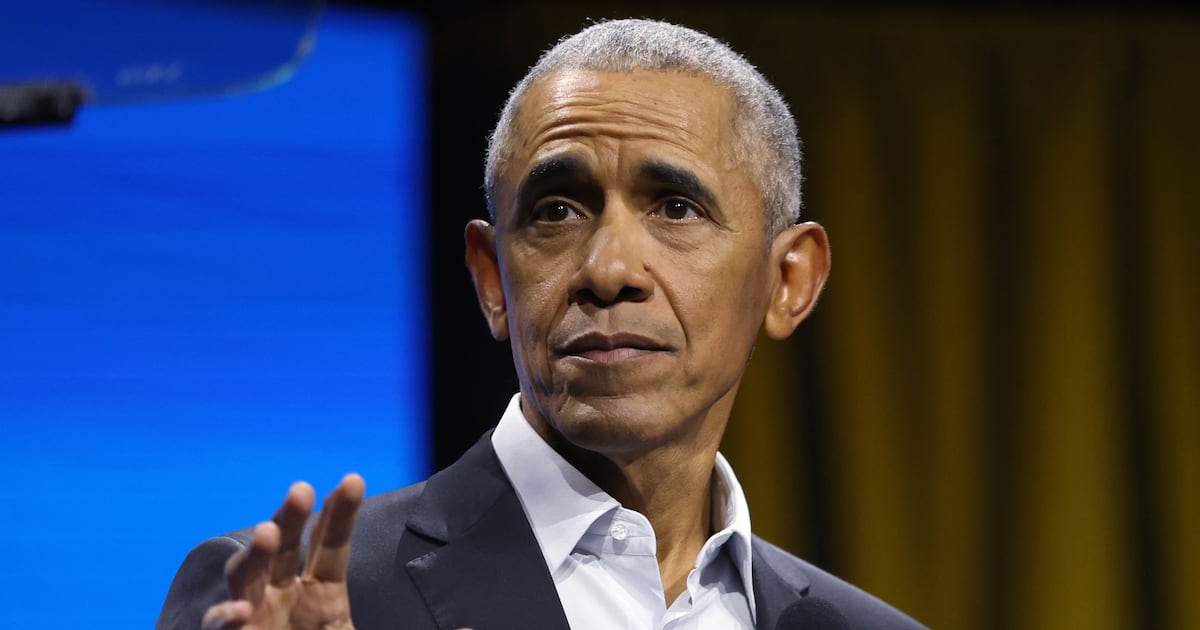 Obama Breaks Silence on Trump’s Racist Ape Video