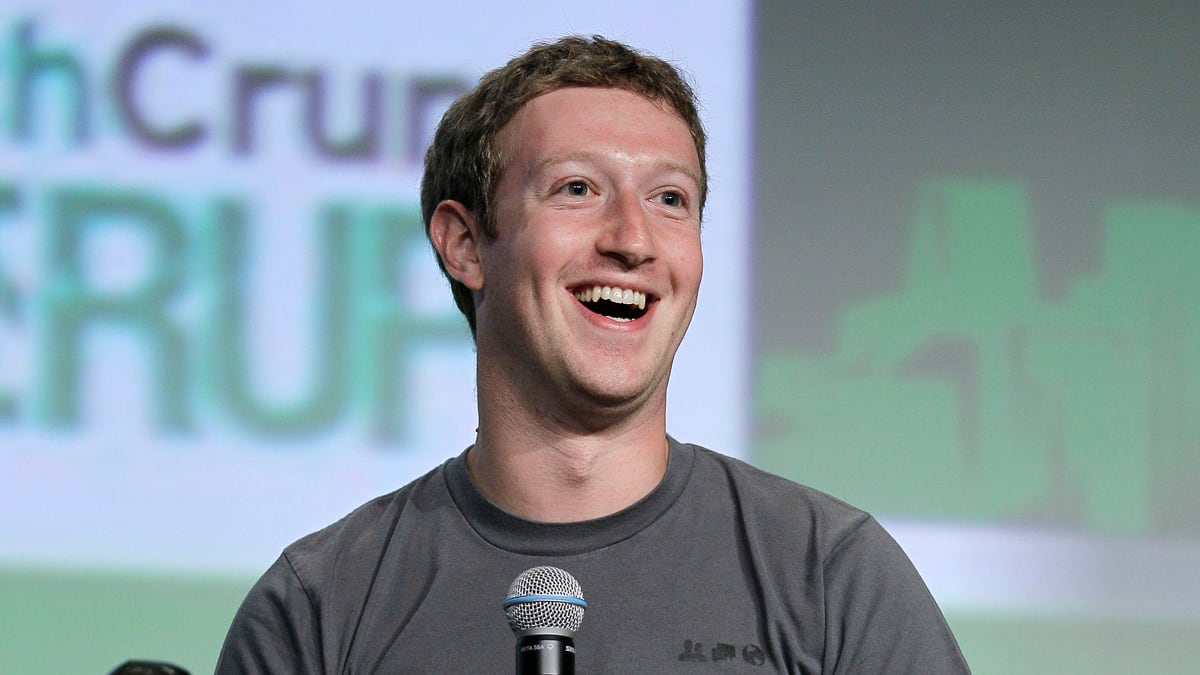 articles/2012/09/11/as-facebook-stock-tanks-mark-zuckerberg-is-all-smiles/mark-zuckerberg-is-back-interview-klein_e2ua0r