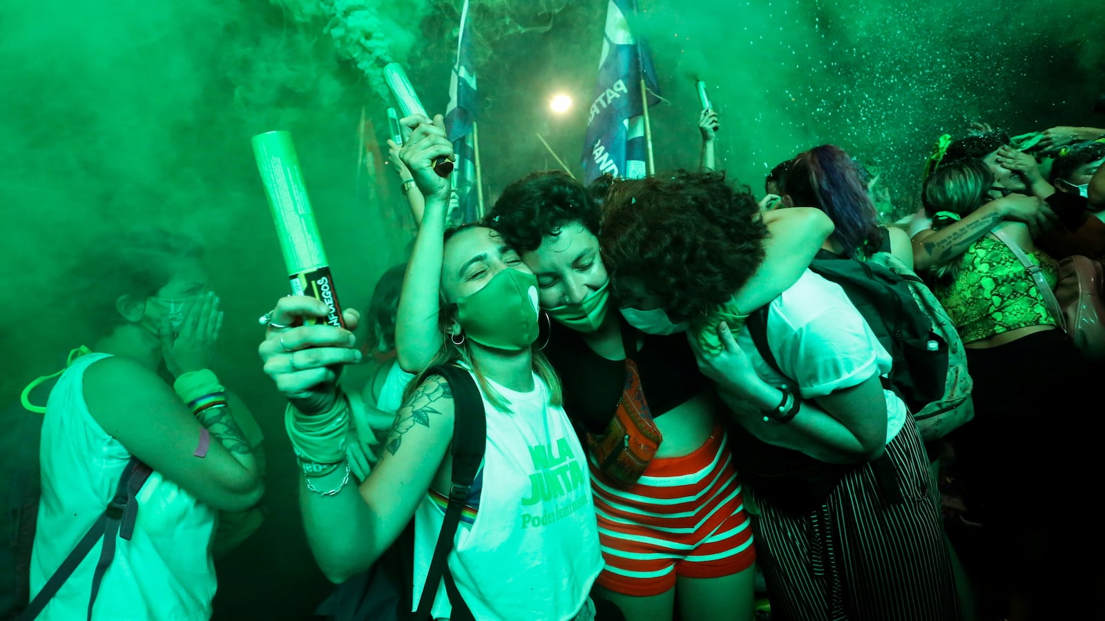 2020-12-30T094820Z_91883059_RC2KXK9GZU0A_RTRMADP_3_ARGENTINA-ABORTION_sid1tb