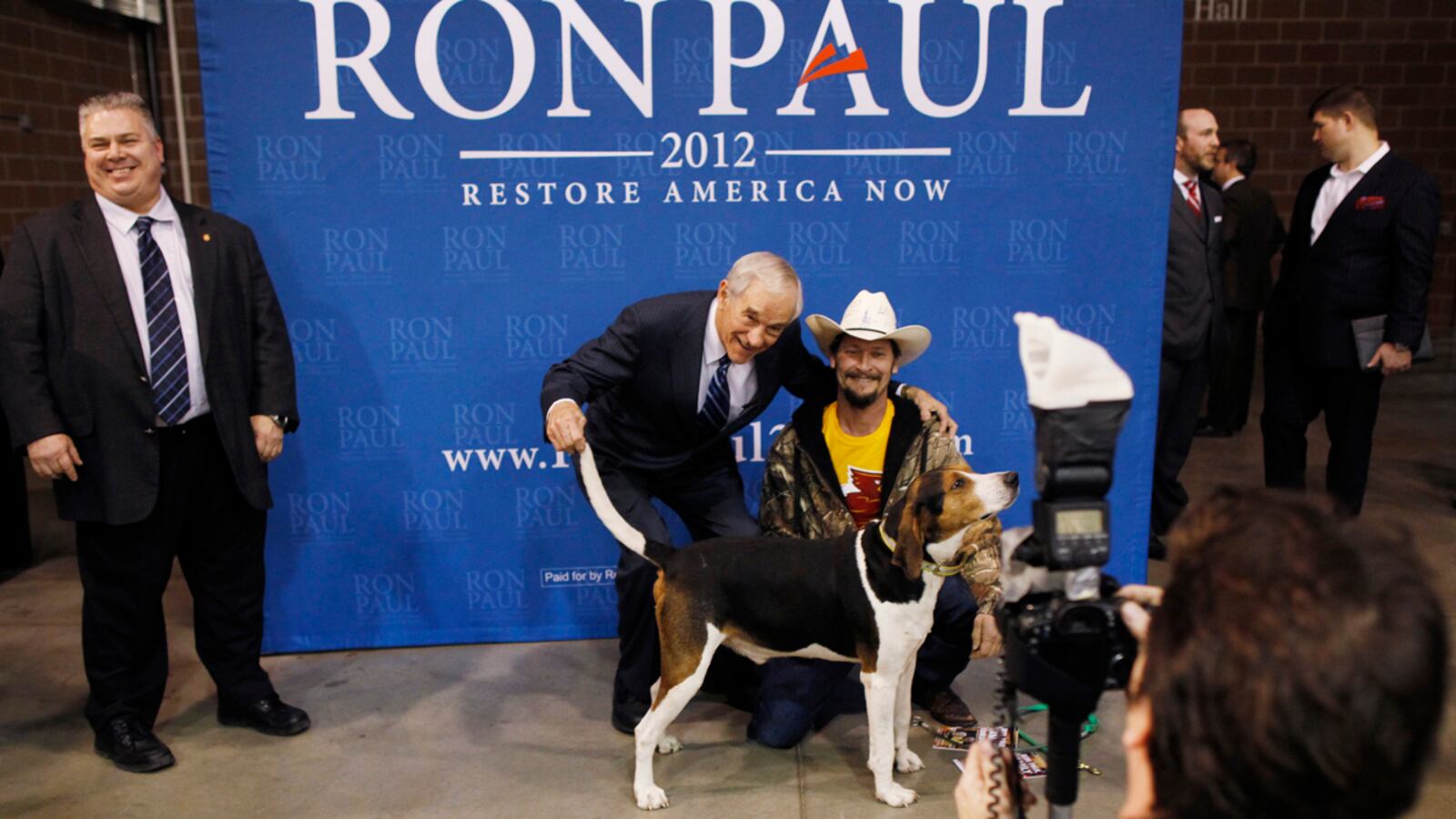 articles/2011/12/30/eric-alterman-what-liberals-want-from-iowa-s-caucuses/iowa-caucus-cricus-alterman_vvvlsm