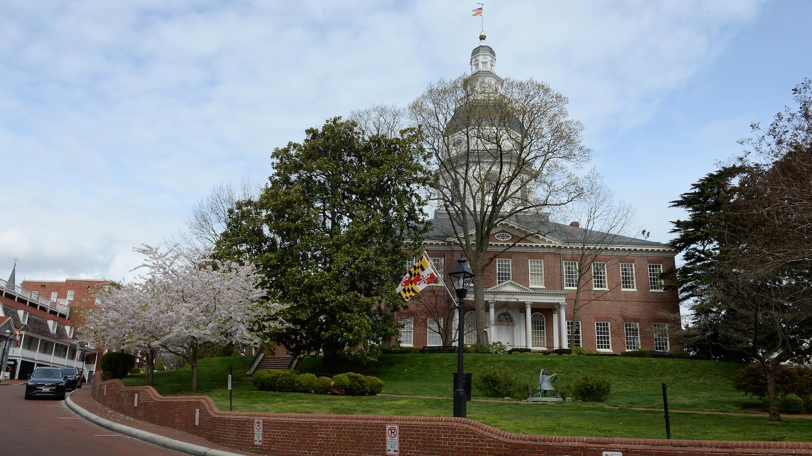 2020-03-31T172159Z_1024420520_RC25VF96SBOD_RTRMADP_3_HEALTH-CORONAVIRUS-USA-MARYLAND_ituloo