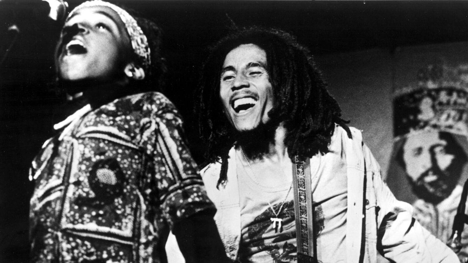 articles/2011/06/17/ziggy-marley-on-legend-bob-marley-s-tough-love/ziggy-bob-marley-stern_pe4u8m