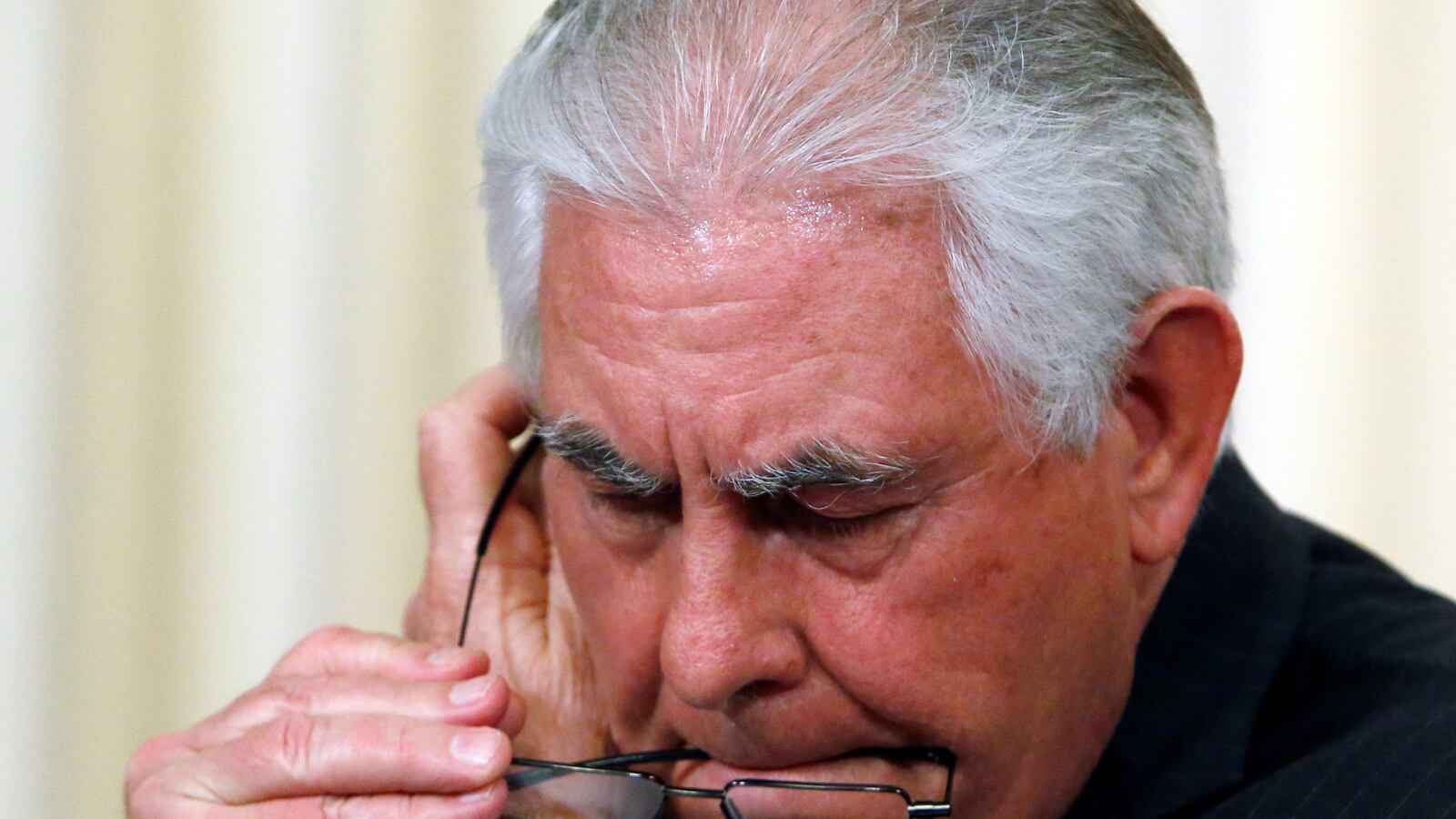 cheats/2017/04/25/report-wh-toughened-iran-deal-letter/170425-tillerson-iran-cheat_kpixyi