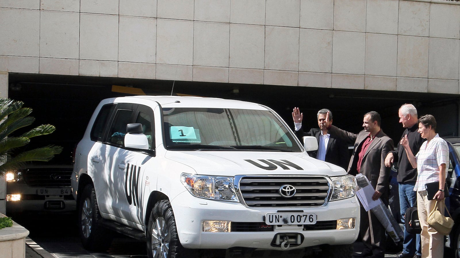 cheats/2013/08/28/ban-ki-moon-diplomacy-please-in-syria/130828-moon-syria-diplomacy-cheat_ulsp5u