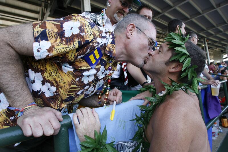 galleries/2013/06/28/the-nine-states-most-likely-to-legalize-gay-marriage-next/130627-Gay-Marriage-Hawaii_iykmnx