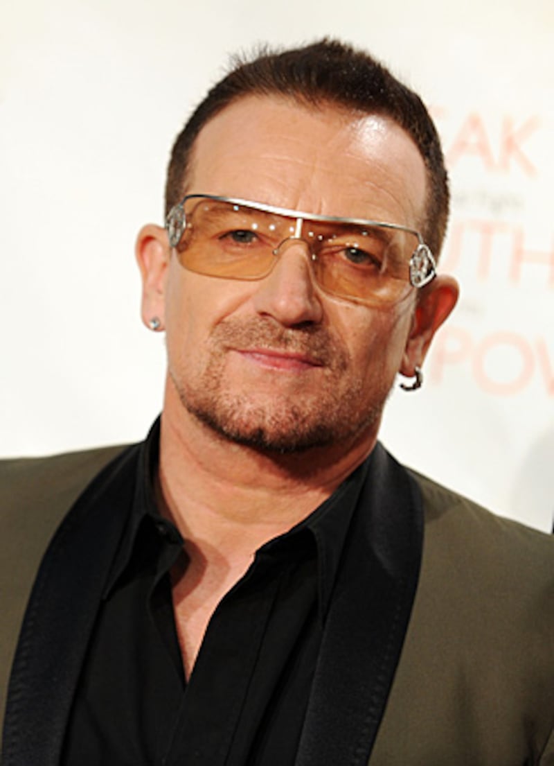 galleries/2010/01/19/who-gave-the-most-to-haiti/celehelp-haiti---bono_yced74