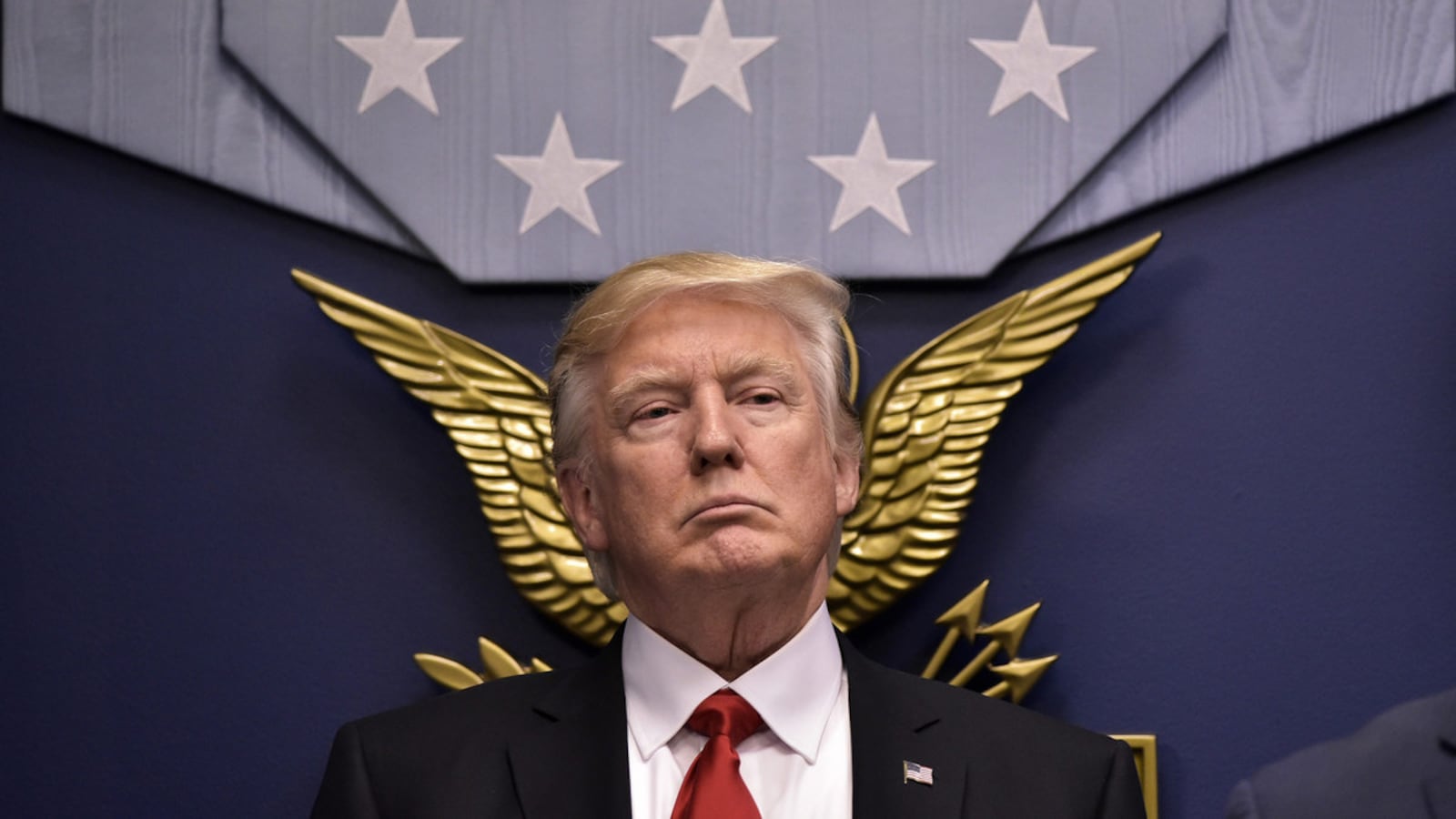 200603-banco-pentagon-distance-hero_wlny9g