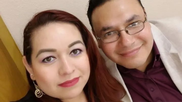 Cecilia Robles Ochoa and Juan Antonio Alvarado Saenz.