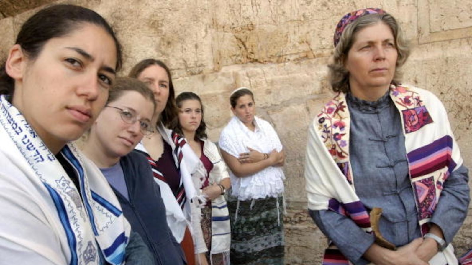 articles/2012/10/22/cash-but-not-criticism/womenofthewall-openz-jpeg_uasved
