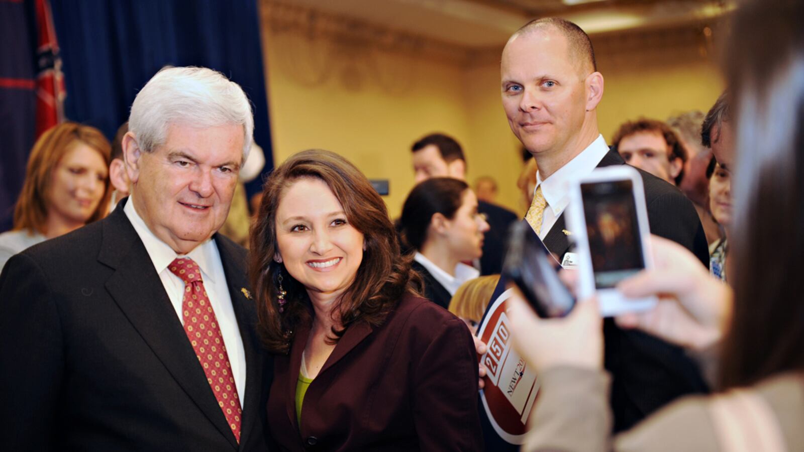 cheats/2012/03/27/newt-to-charge-50-for-photos/gingrich-charges-supporters-50-dollars-for-photos-cheat_skmqoe