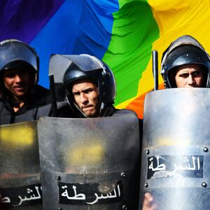 171026-trew-egypt-grindr-tease_ua52u7