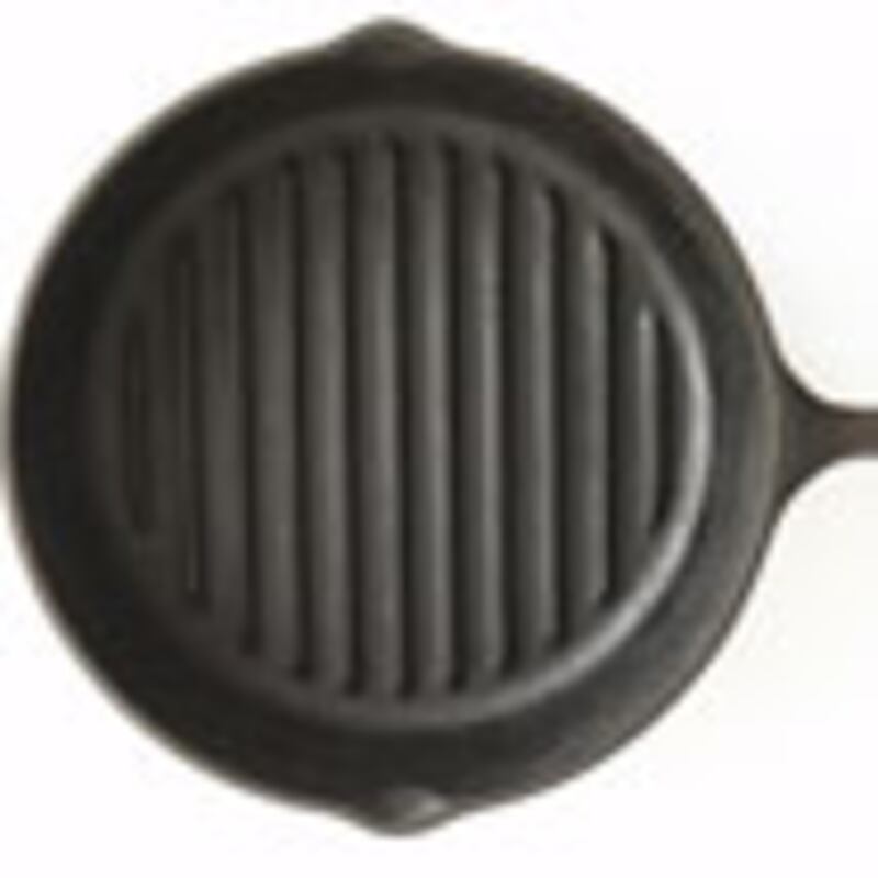 articles/2009/12/29/what-to-eat-new-years-cocktail-party/what-to-eat---cornmeal-blini_jriigp