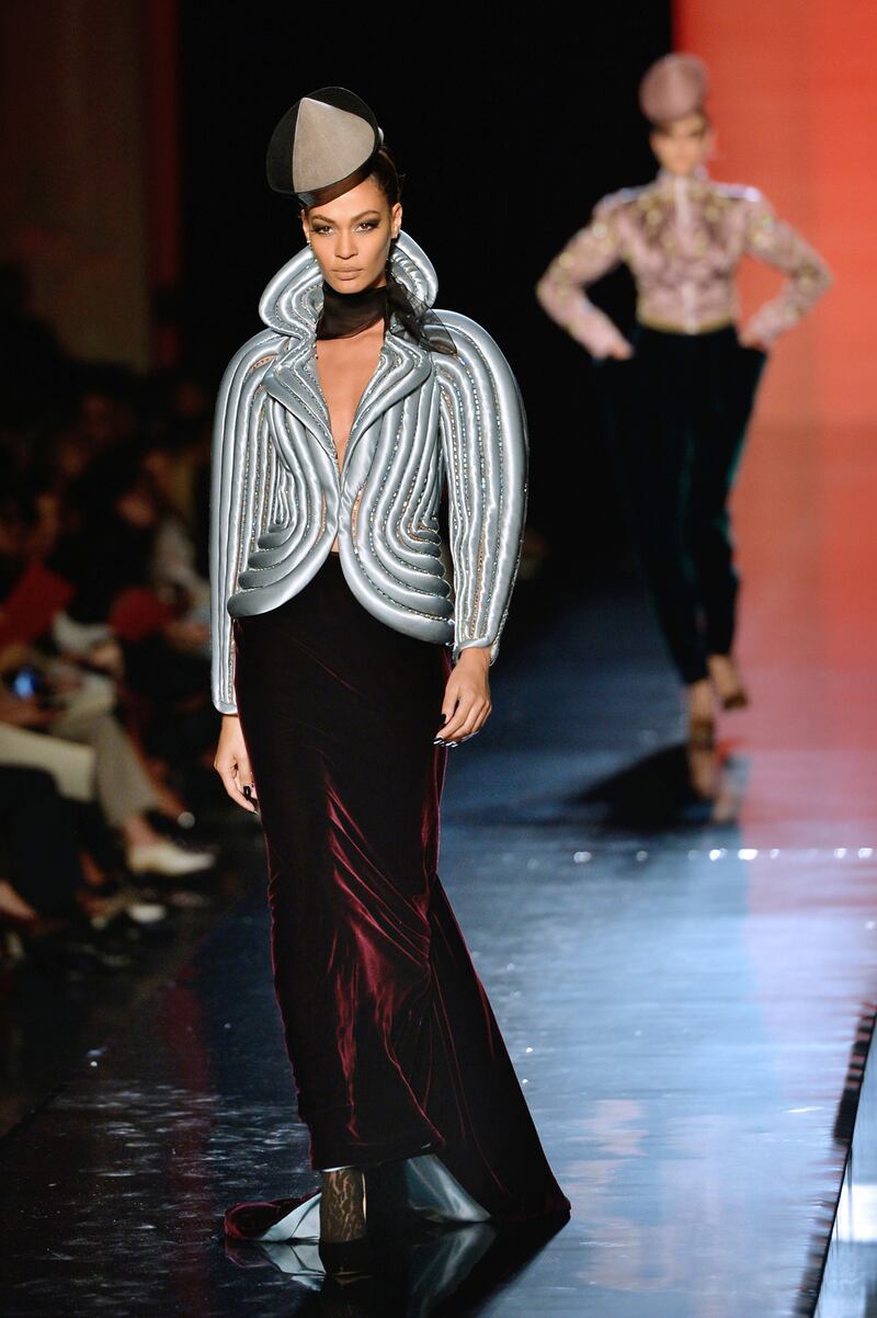 galleries/2013/08/20/the-highest-paid-models-gisele-bundchen-miranda-kerr-and-more-photos/130820-models-smalls_qelf1k