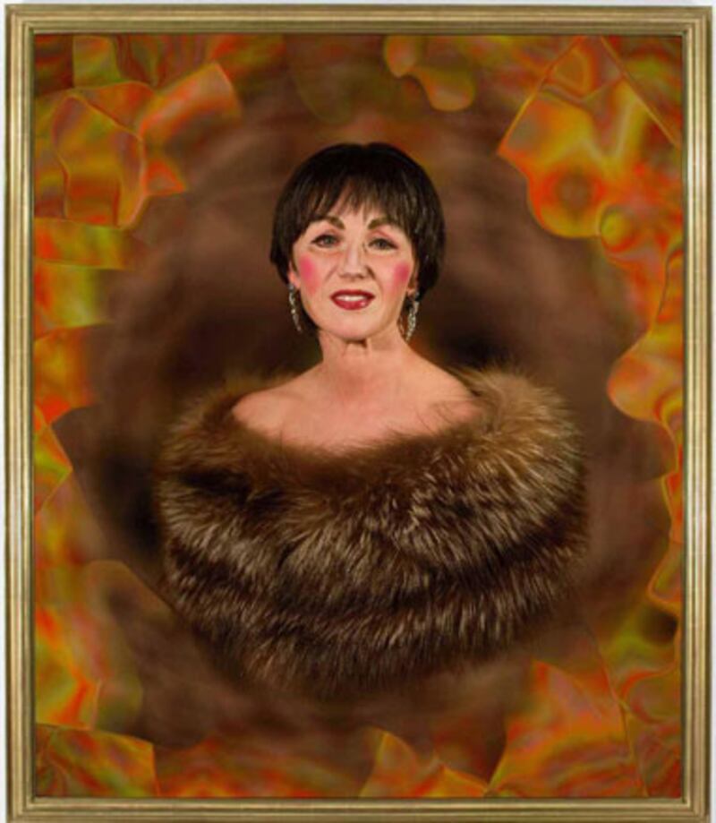 galleries/2009/06/01/cindy-sherman-s-posh-portraits/cindy-sherman-2_sutqcf