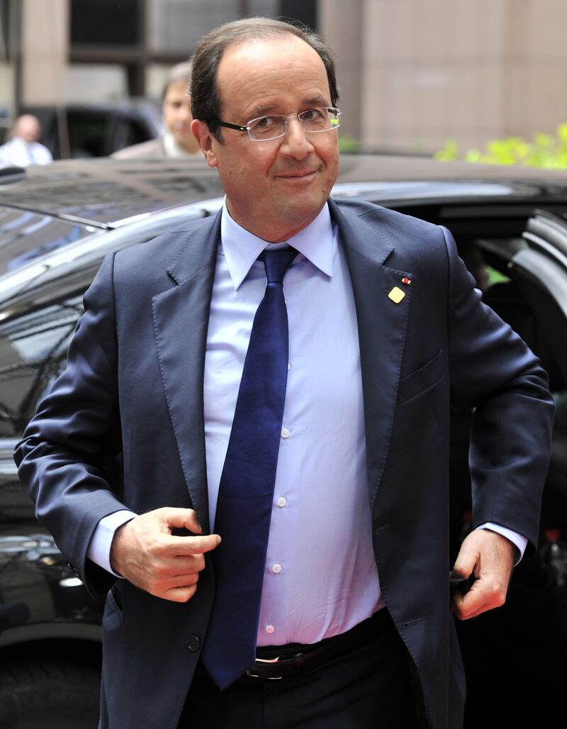 galleries/2012/11/10/french-president-fran-ois-hollande-s-stubbornly-crooked-ties-photos/francois-hollande-ties-4_ptr5os