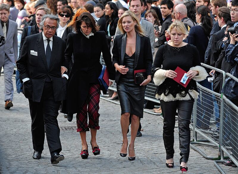 galleries/2010/09/20/alexander-mcqueen-memorial/mcqueen-memorial---moss_qy31ev