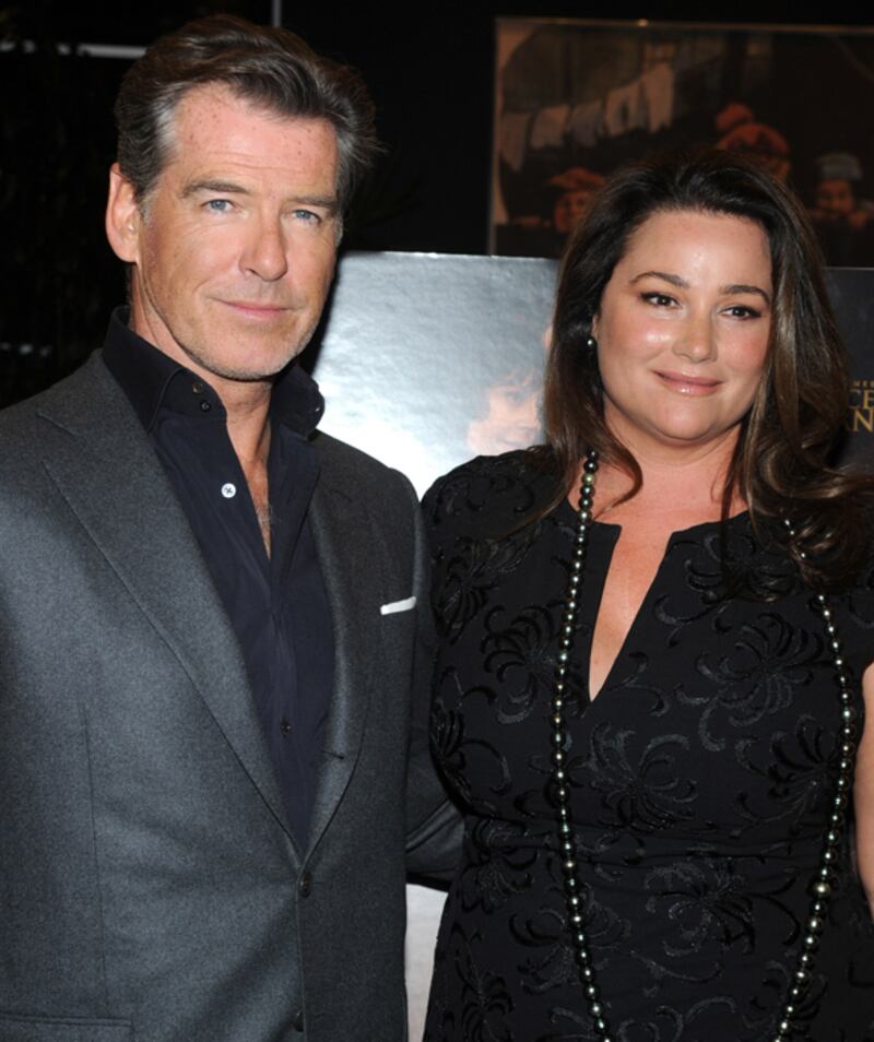 galleries/2010/11/13/marriage-advice/marriage-advice---pierce-brosnan-keely-shaye-smith_ouzqs3
