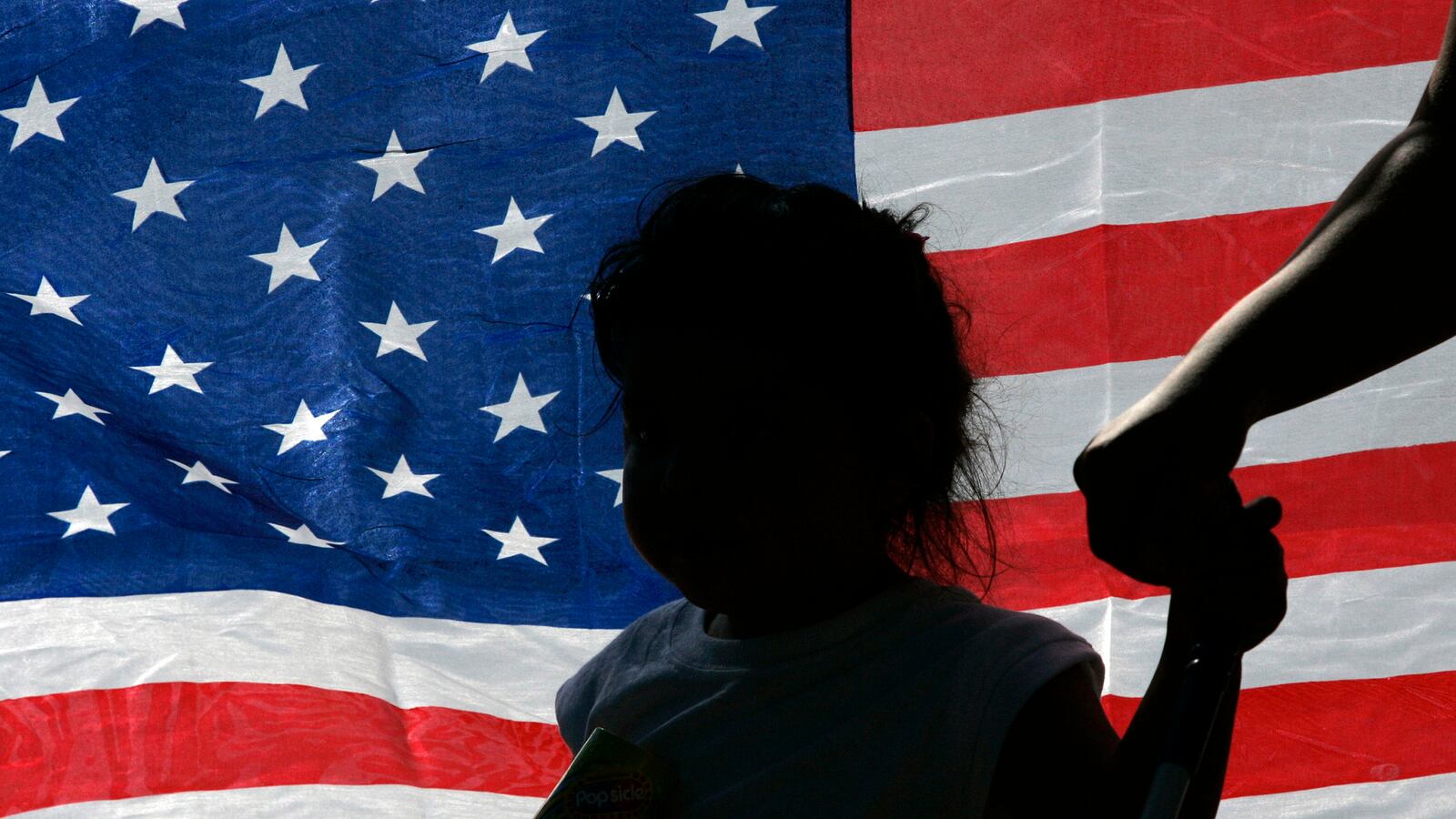 cheats/2015/07/15/tx-no-birth-certs-for-immigrants-kids/150715-immigrant-children-cheat_zn9typ