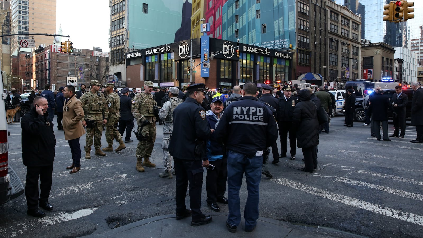 171211-nyc-bomber-isis-inspired-cheat_cbskic