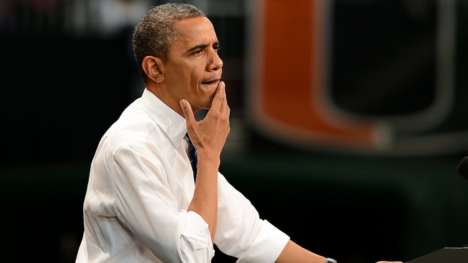 articles/2012/10/15/obama-aides-nervous-as-president-plots-course-for-second-debate/warren-president-obama-team-cheat_kv1o0a