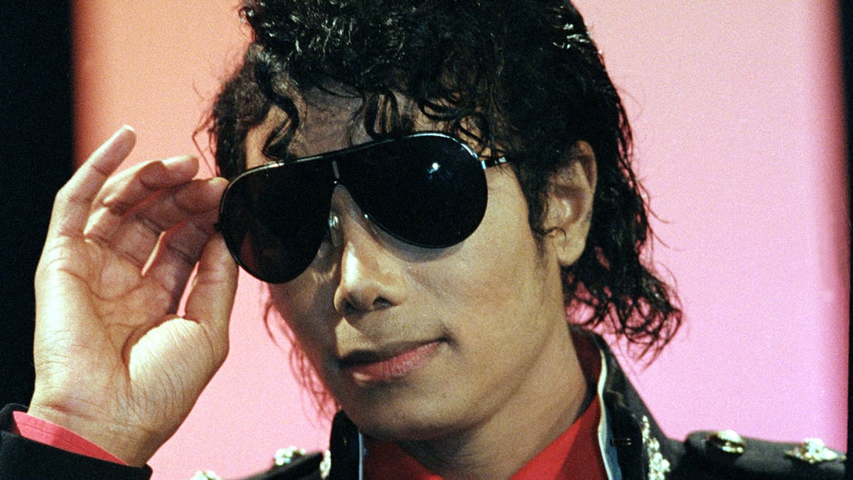 articles/2011/10/11/conrad-murray-trial-testimony-was-michael-jackson-legally-blind/michael-jackson-blind-ephron_wcd6rv