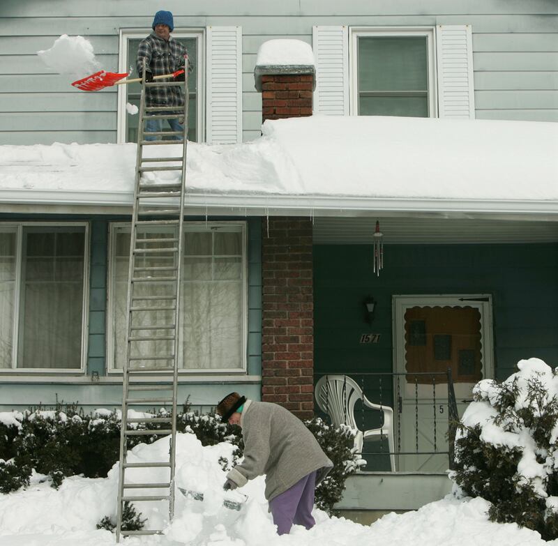 galleries/2012/12/21/25-snowiest-cities-in-america-from-detroit-to-rochester/25-snowiest-cities-akron_nma1cj