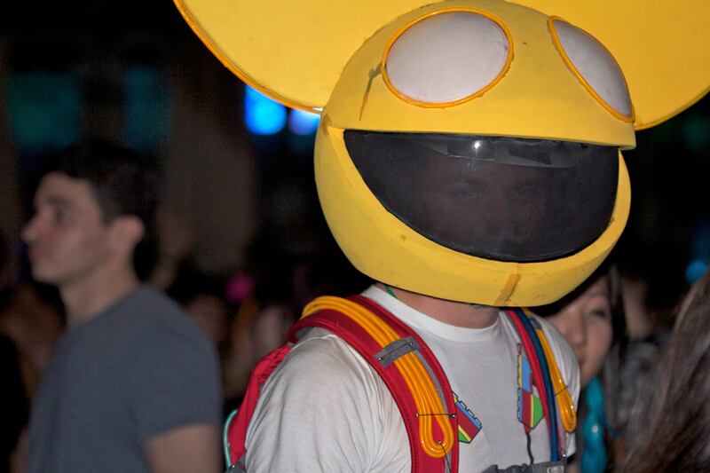 galleries/2012/03/26/ultra-music-festival-s-wildest-fans-including-paris-hilton-wheelchair-raver-and-more/ultras-wildest-fans-8_hy7krg