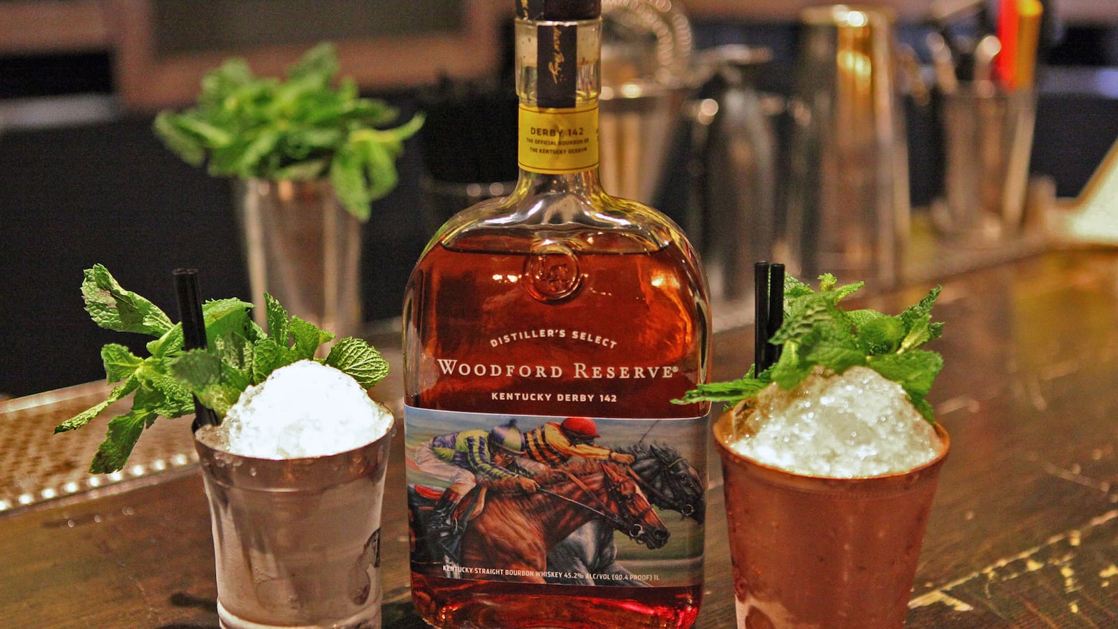 articles/2016/05/07/how-kentucky-became-bourbon-country/160506-rothbaum-mint-julep-tease_sed6cy