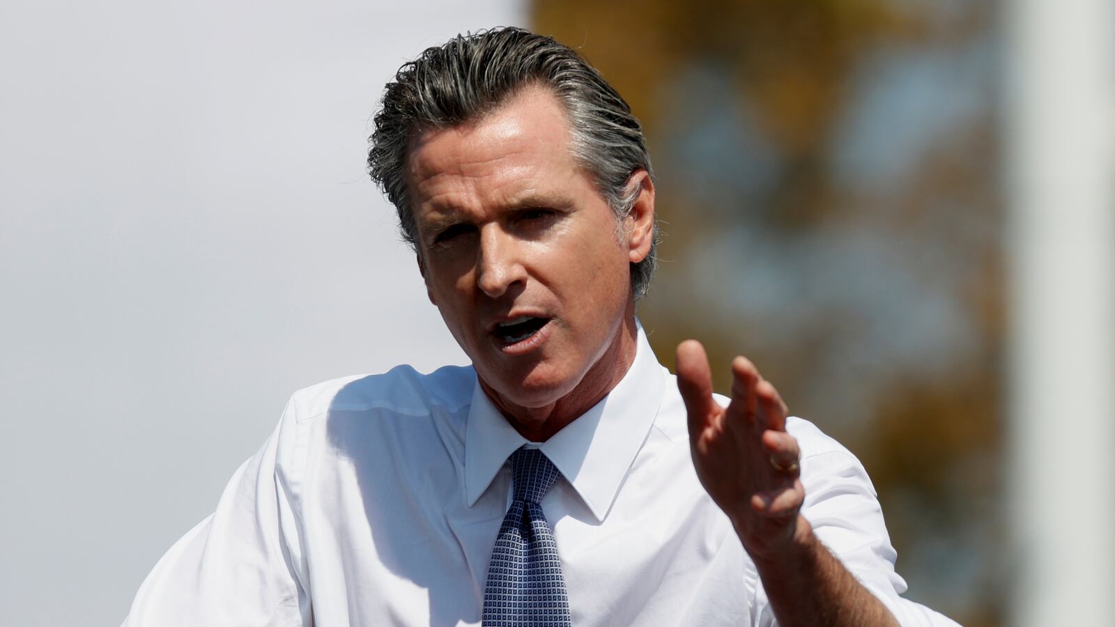 2021-09-08T195954Z_228605370_RC2VLP9IJYHN_RTRMADP_3_CALIFORNIA-RECALL_mpvh4m