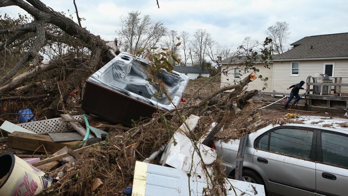 cheats/2012/11/01/storm-s-u-s-death-toll-hits-90/hurricane-sandy-death-toll-reaches-90_sbscgc