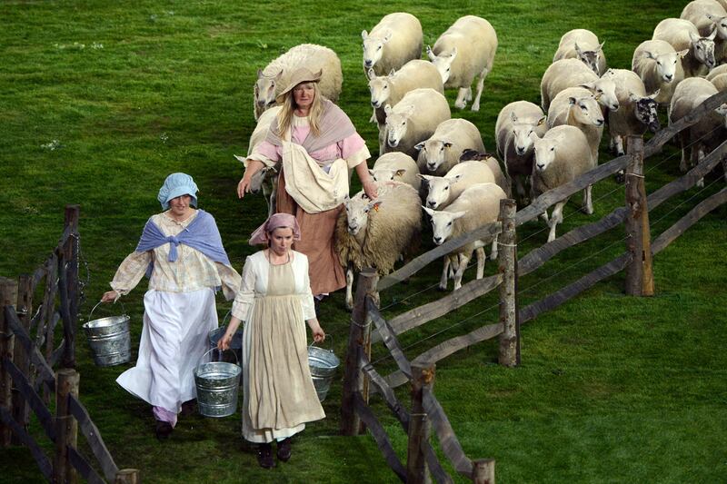 galleries/2012/07/27/olympics-2012-photos-opening-ceremony-more/london-olympics-opening-ceremony-12_djyrje