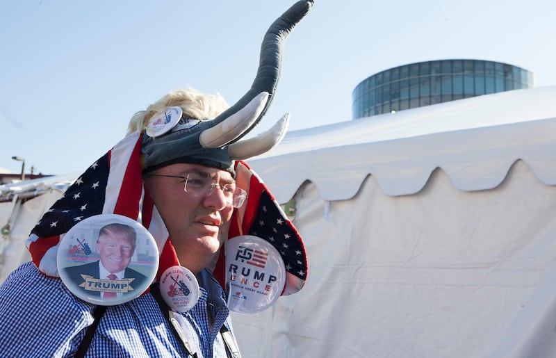 galleries/2016/07/21/make-swag-great-again-photos/170721-rnc-swag11_hkremk