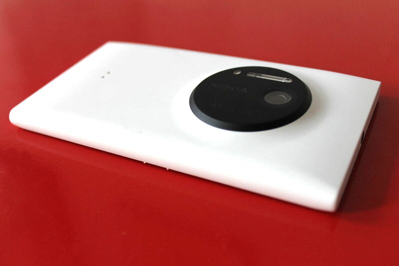 galleries/2014/02/04/tom-lorenzo-s-12-fashion-week-essentials/140203-nyfw-essentials-camera_sk9ikf