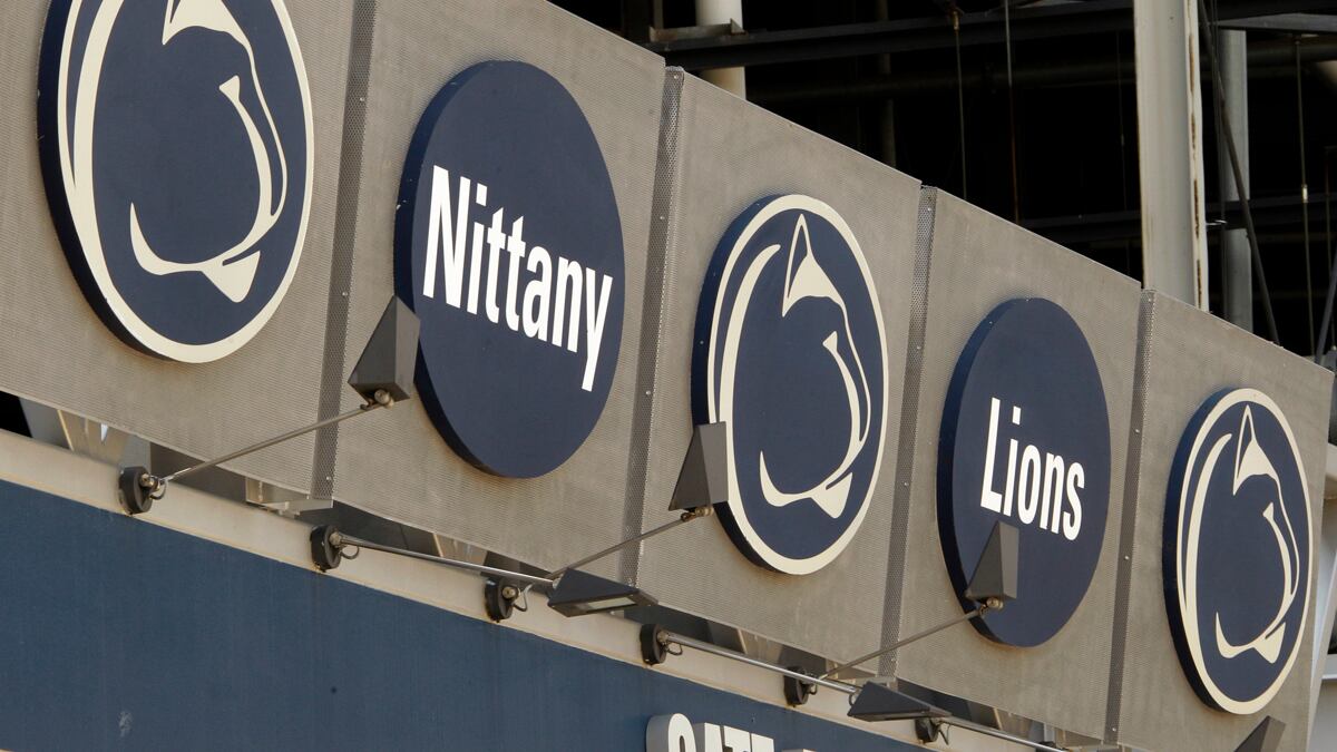 cheats/2012/07/26/psu-death-penalty-was-floated/ncaa-penn-state-death-penalty-cheat_zfwjed