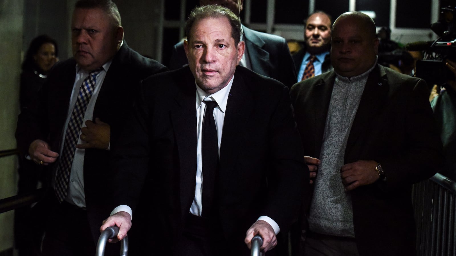 200107-la-weinstein-tease_k01ige