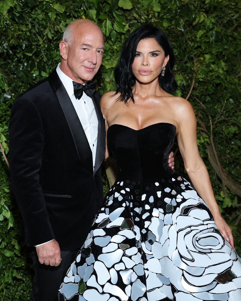 Jeff Bezos and Lauren Sanchez
