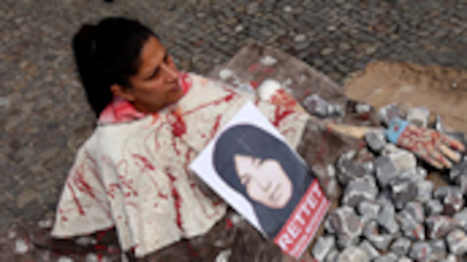 articles/2010/08/17/stoned-for-adultery-how-islams-laws-are-being-subverted/griswold-stoning_120404_w9cp5h