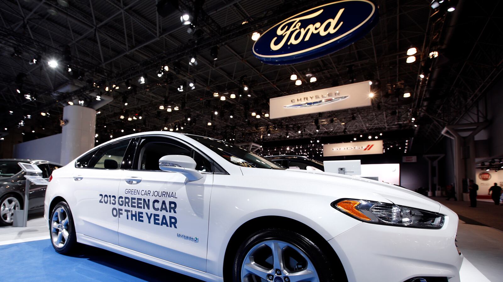 articles/2013/05/06/ford-s-hybrid-surge/130506-ford-fusion-gross-tease_hrbnb3