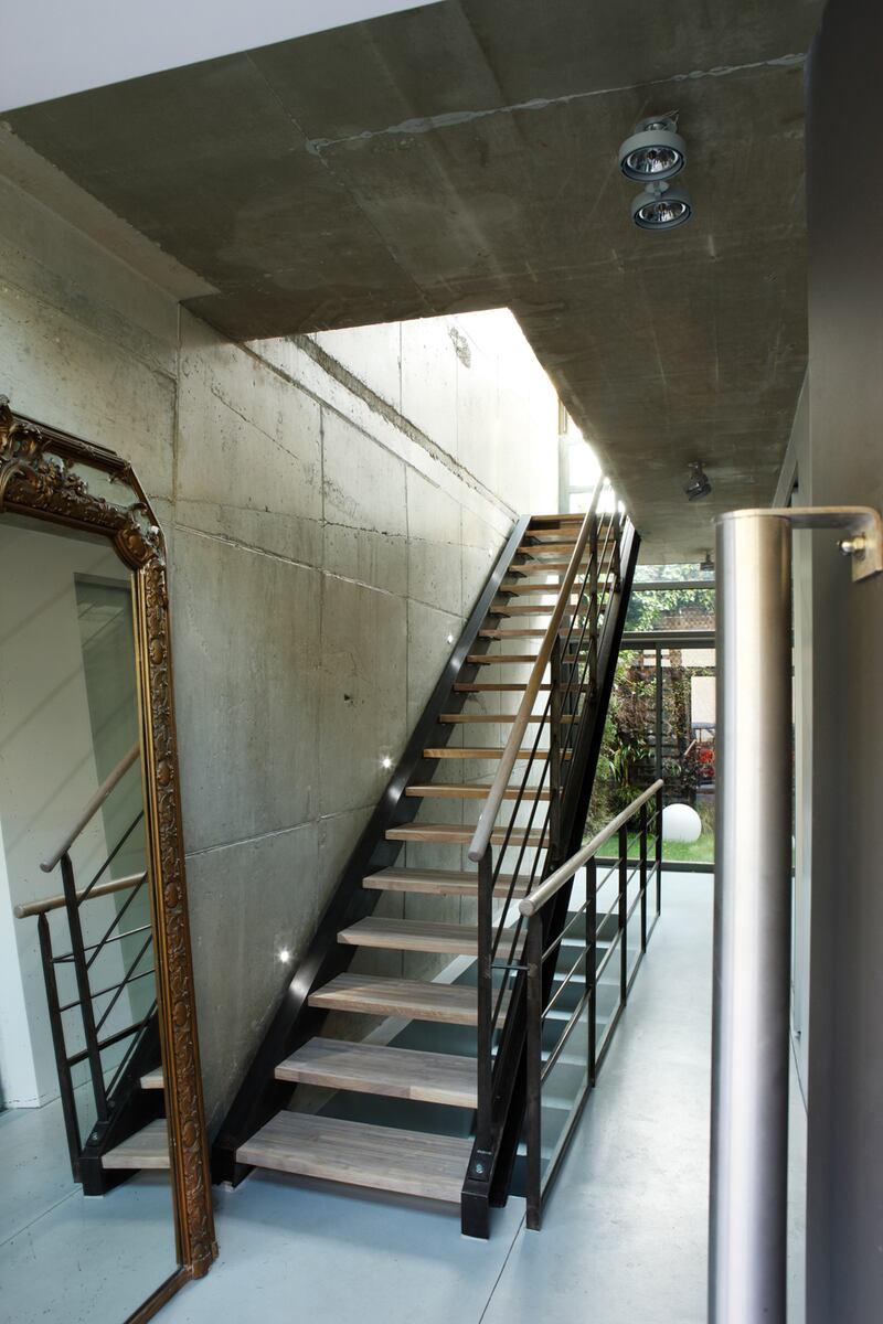 galleries/2013/02/25/omg-i-want-this-house-paris-photos/130222-omg-paris13_lg4t2u