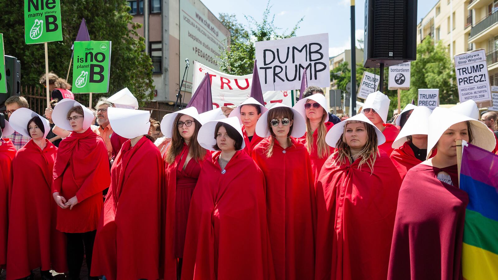 170706-handmaids-poland_mqjso5